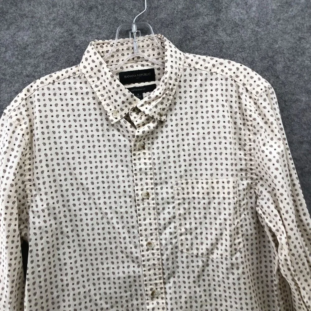 Banana Republic Untucked Fit Shirt Mens S Ivory Paisley Print Long‎ Sleeve